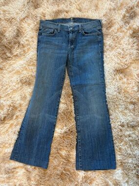 7 For All Mankind Women's Flared Jeans in Blue Wash